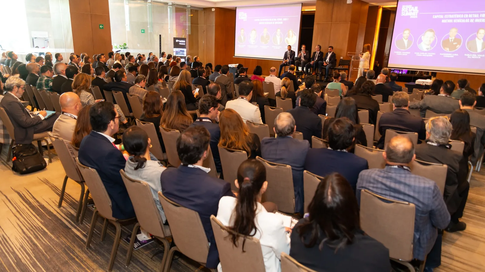 Audiencia ejecutiva durante el Inmobiliare Retail Summit 2025 en el JW Marriott Polanco